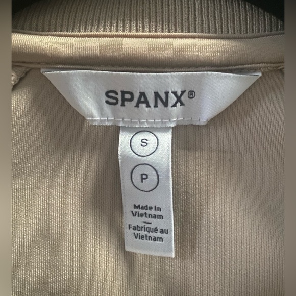 SPANX AirEssentials Pique Ashwood 2-Piece Set NWOT Size S - Picture 3 of 3